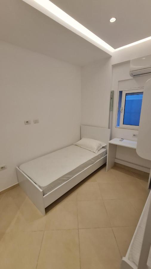 Sea And City View Apartment Саранде Екстериор снимка