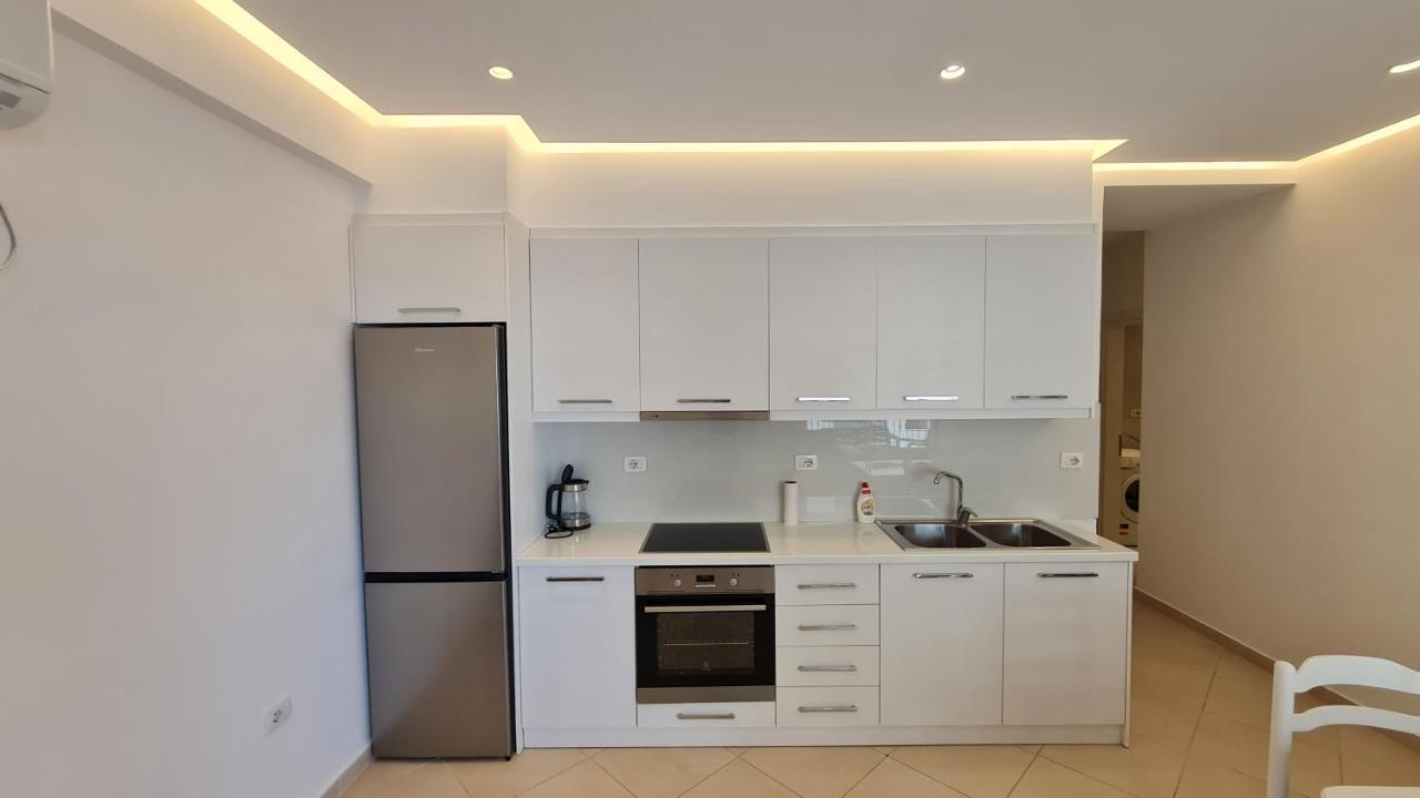 Sea And City View Apartment Саранде Екстериор снимка