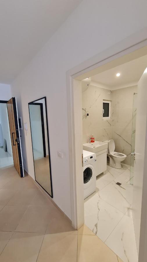 Sea And City View Apartment Саранде Екстериор снимка